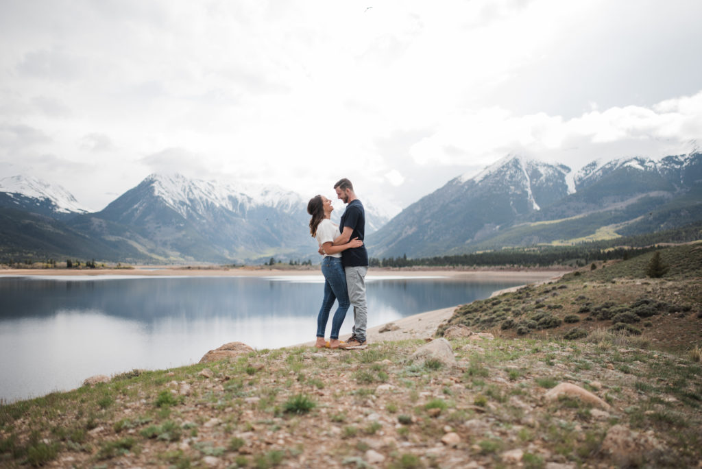 Twin Lakes Engagement with mountains